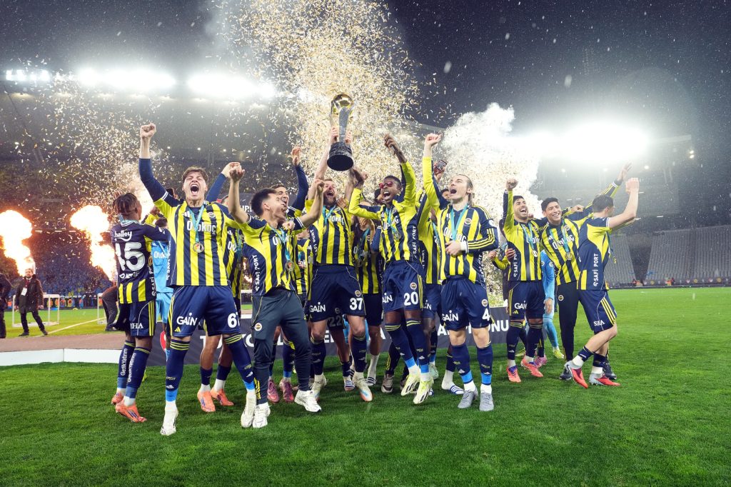 Süper Kupa'nın Kazananı Sarı Kanarya